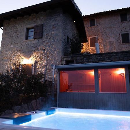 Bed and Breakfast Ca' Baetti L'Antico Borgo Roncola Exterior foto