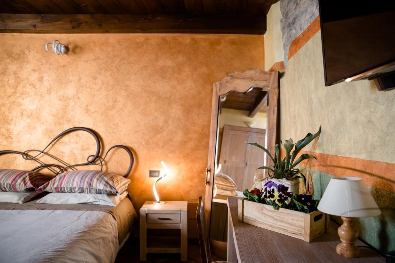 Bed and Breakfast Ca' Baetti L'Antico Borgo Roncola Exterior foto